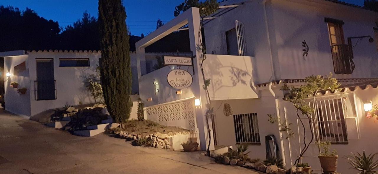 Bed And Breakfast Lagabella Sedella エクステリア 写真